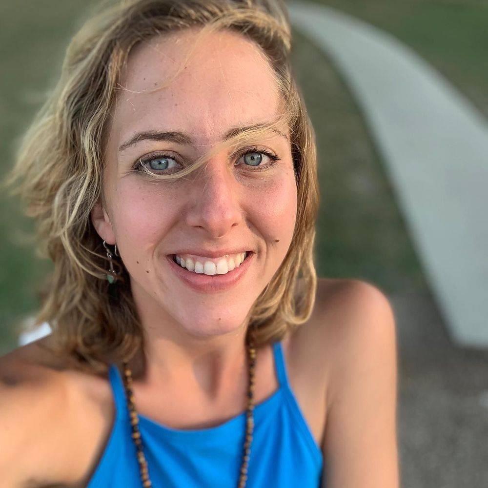 Meet your Posher, Asha